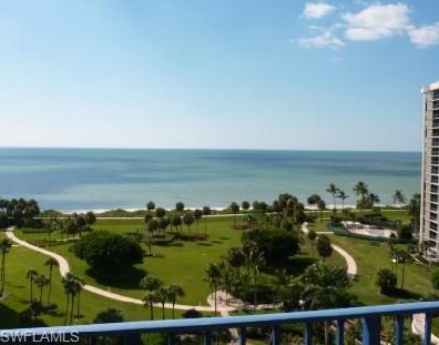 4451 Gulf Shore Blvd, Naples FL 34103-3446 exterior