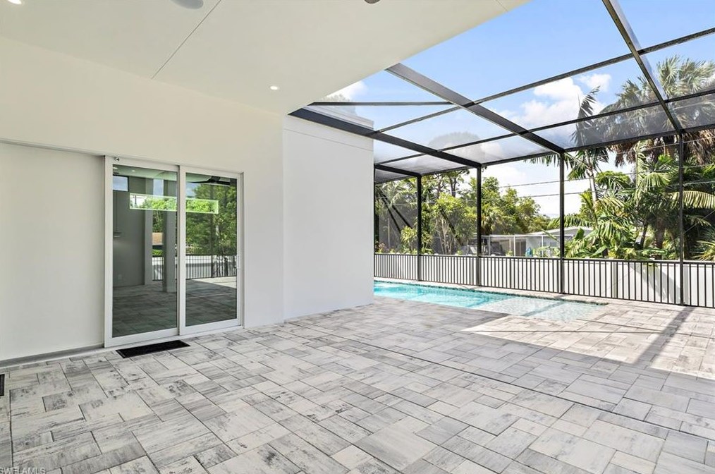 1415 13 Ave, Naples FL 34116-5125 exterior