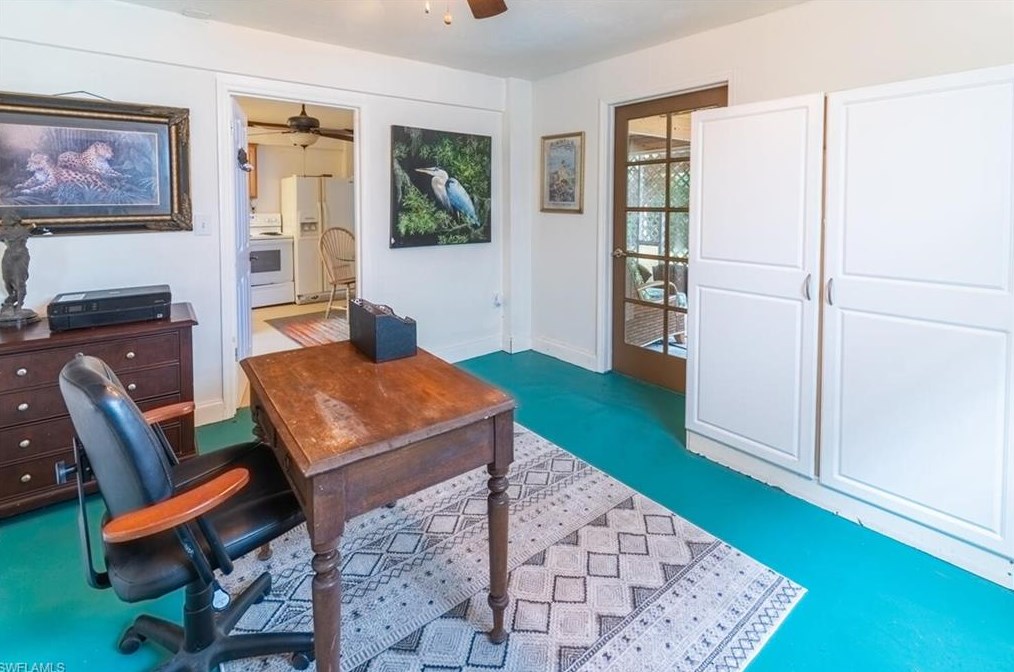 1031 Rdg St, Naples FL 34103-4224 exterior