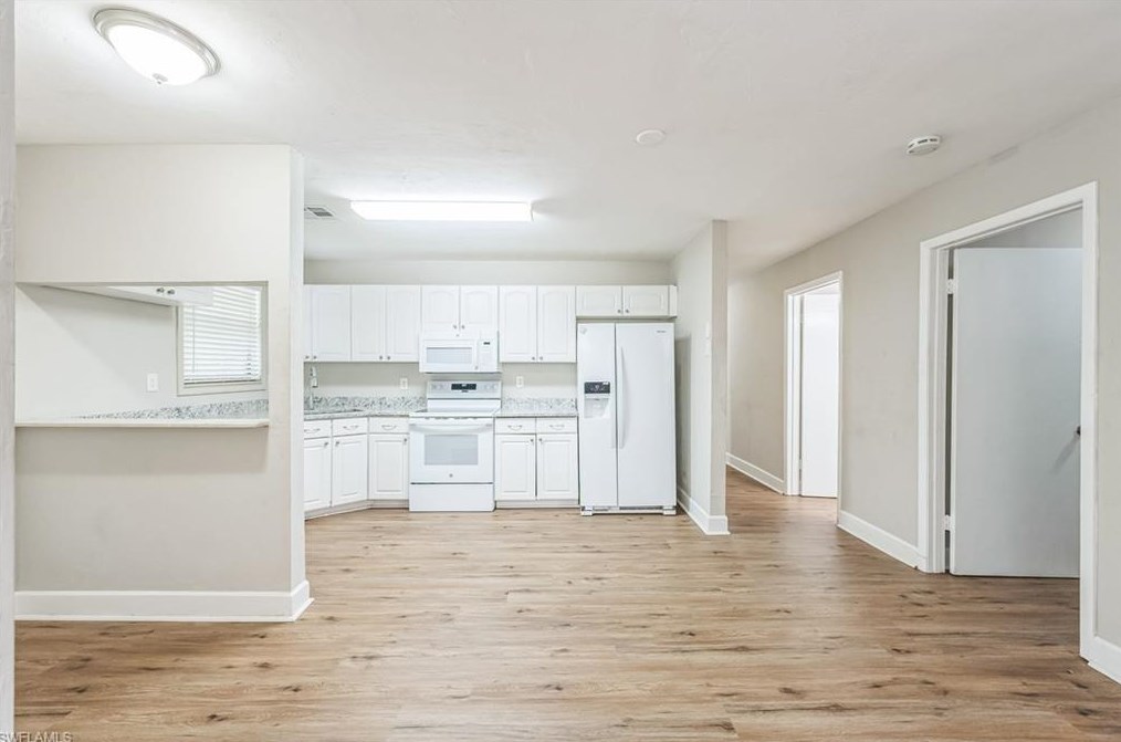 1170 21 St, Naples FL 34117-4308 exterior