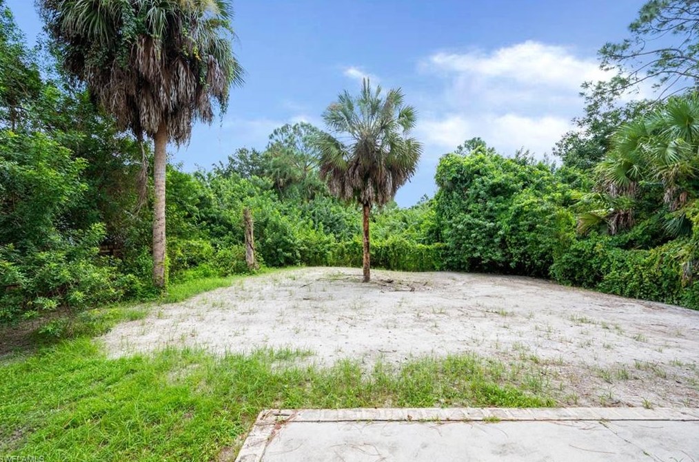 1170 21 St, Naples FL 34117-4308 exterior