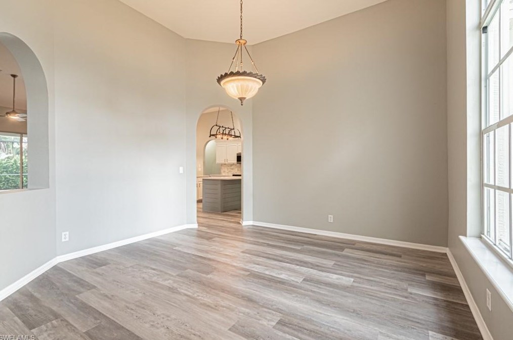 303 Burnt Pne Dr, Naples FL 34119-9773 exterior