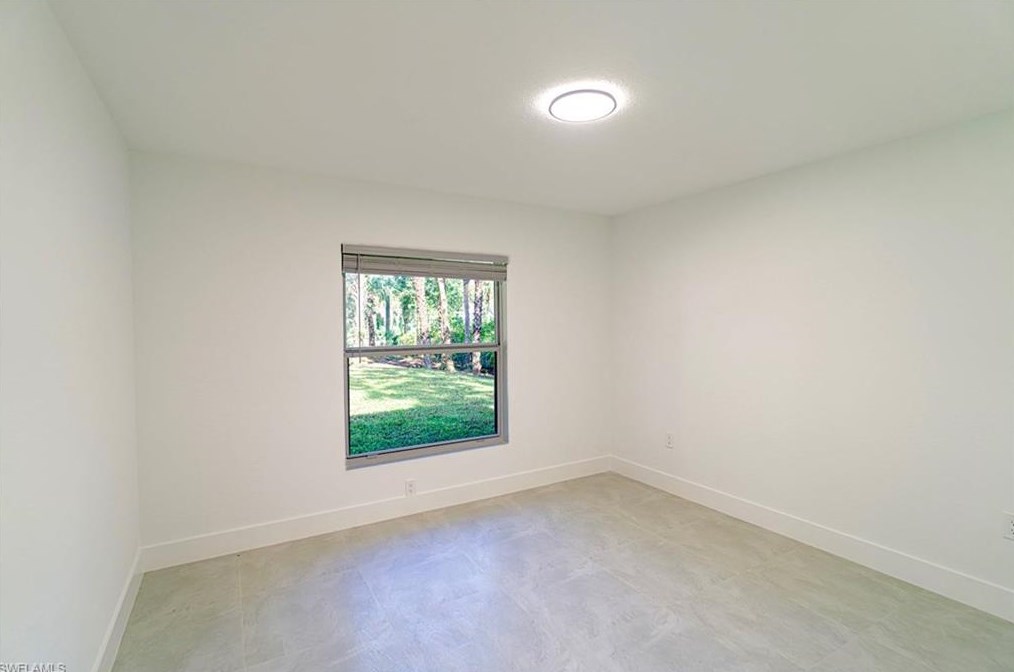 330 19 St, Naples FL 34117-3329 exterior