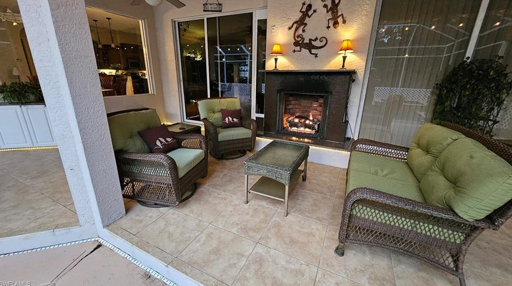 3241 25 Ave, Naples FL 34120-1387 exterior