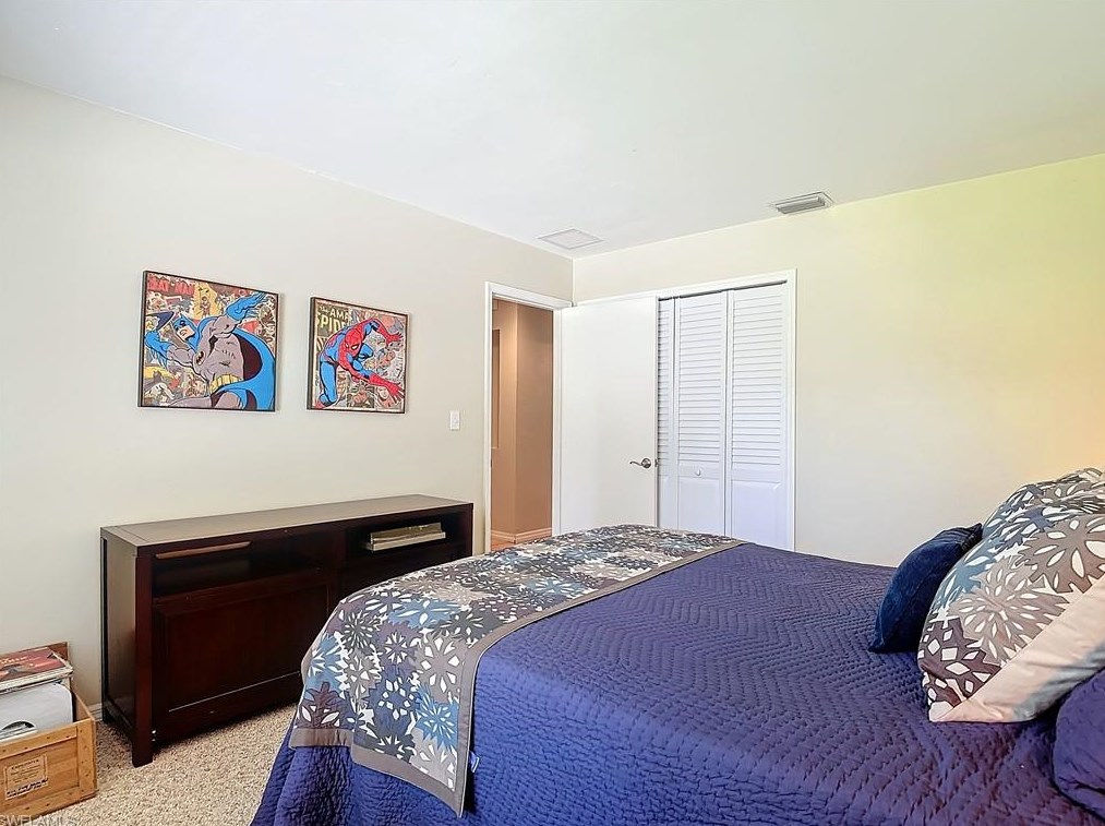 4490 1 Ave, Naples FL 34102-6006 exterior