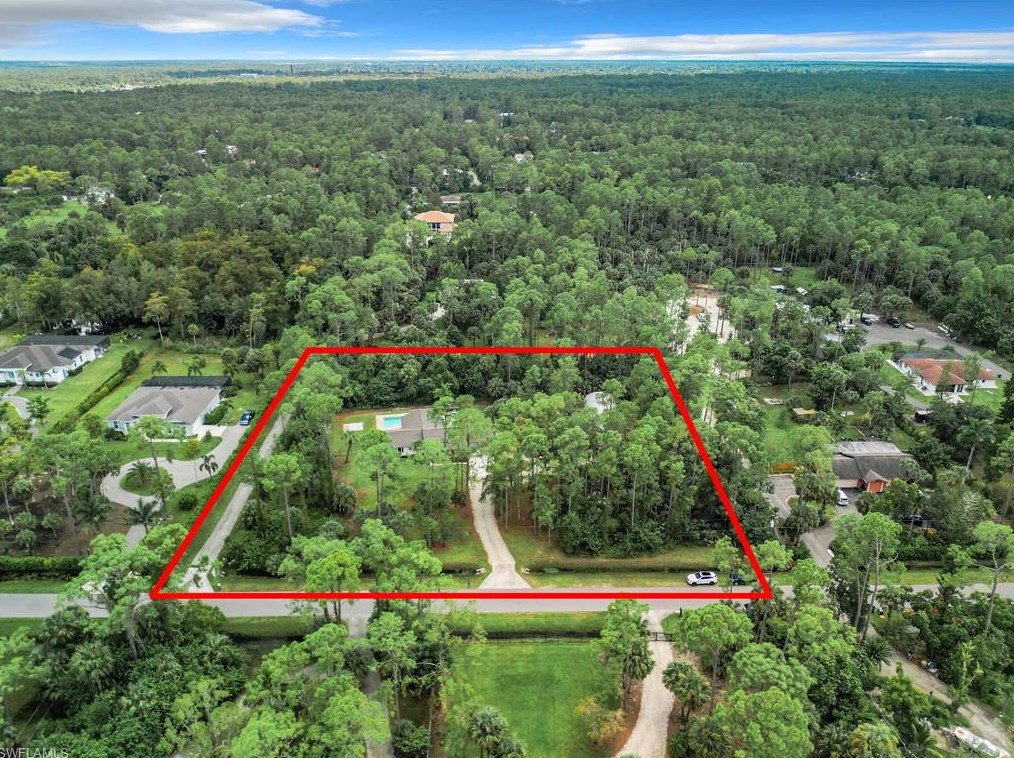 4490 1 Ave, Naples FL 34102-6006 exterior