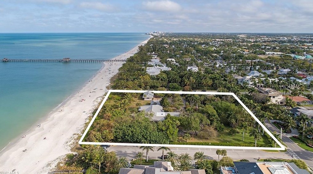 20 14 Ave, Naples FL 34120-5451 exterior