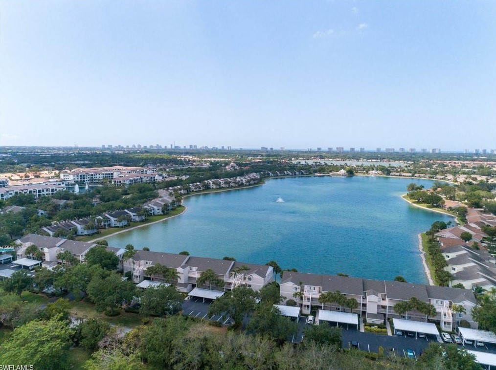 2885 Citrus Lake Dr, Naples FL  34109-7658 exterior