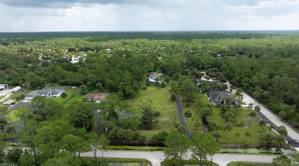 460 9 St, Naples FL 34117-2153 exterior