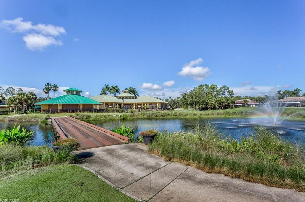3972 Bishopwood Ct, Naples FL  34114-3510 exterior