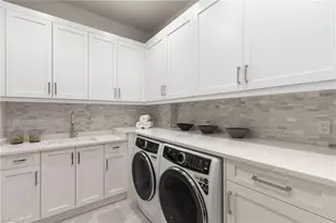 1191 7th Ave N, Naples, FL 34102 - Photo 31