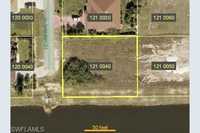 800 Denis Ave N, Lehigh Acres, FL 33971 - Photo 1