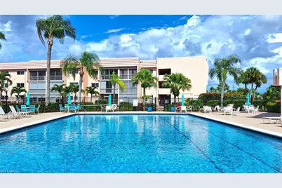 160 Turtle Lake Ct #204, Naples, FL 34105 - Photo 17