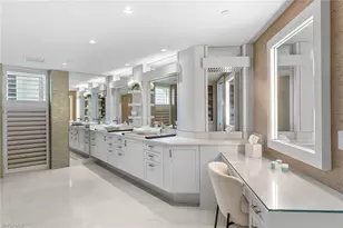 11125 Gulf Shore Dr, Naples, FL 34108 - Photo 25