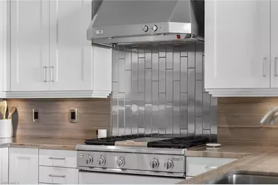 11125 Gulf Shore Dr #701, Naples, FL 34108 - Photo 17