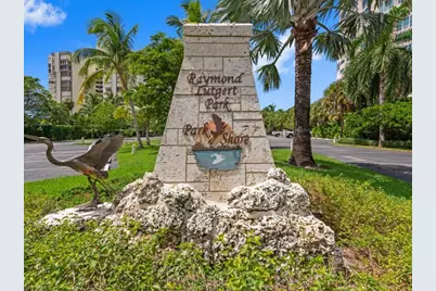 241 Colonade Cir, Naples, FL 34103 - Photo 27