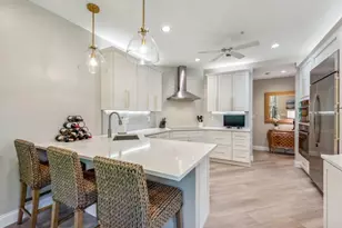 241 Colonade Cir, Naples, FL 34103 - Photo 3