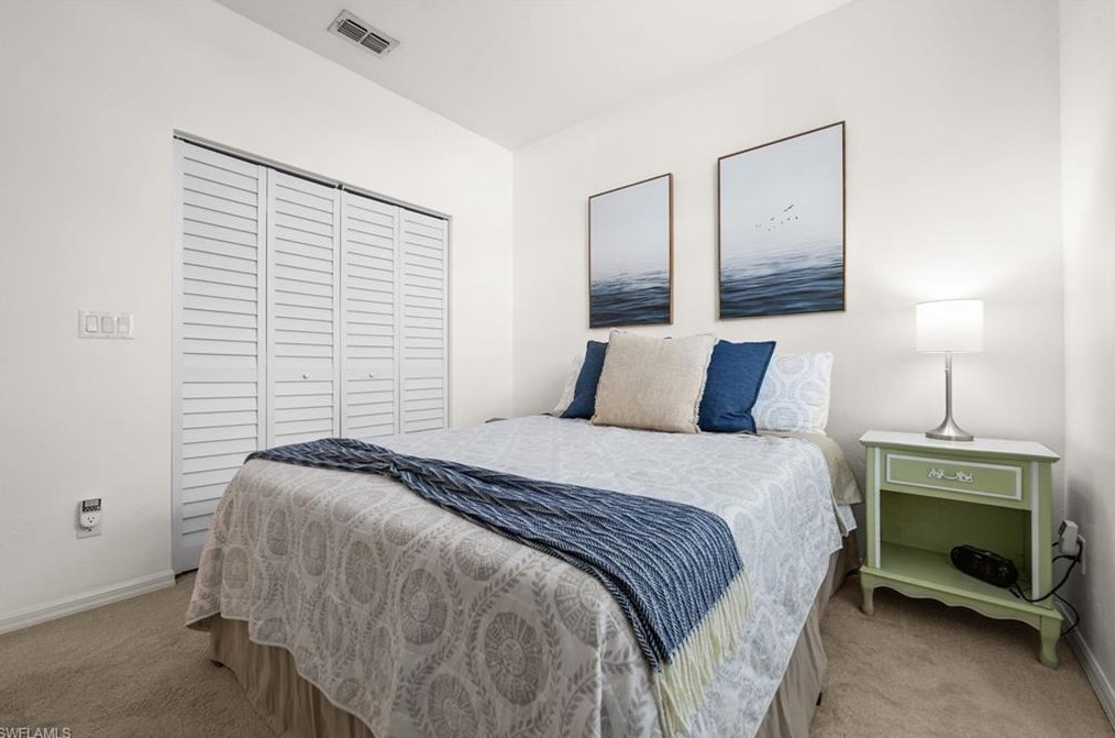 645 Lambton Ln, Naples FL 34104-8305 exterior