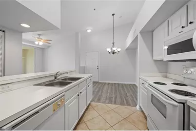 4105 Residence Dr #718, Fort Myers, FL 33901 - Photo 7