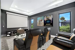 933 11th St SW, Naples, FL 34117 - Photo 9