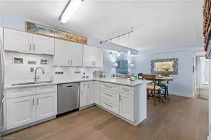 3951 Gulf Shore Blvd N, Naples, FL 34103 - Photo 11