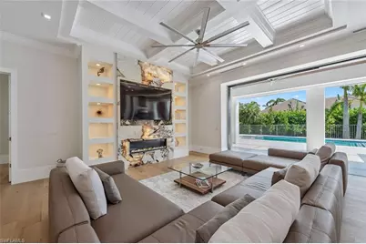 3280 Crayton Rd, Naples, FL 34103 - Photo 3