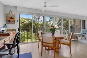 2395 Hidden Lake Dr, Naples, FL 34112 - Photo 27