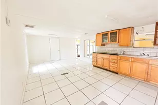 571 E Lincoln Ave, Labelle, FL 33935 - Photo 21