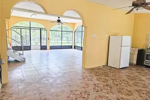 571 E Lincoln Ave, Labelle, FL 33935 - Photo 37