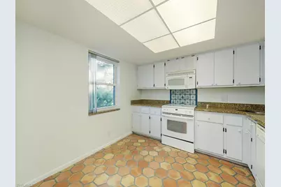 1940A Bald Eagle Dr, Naples, FL 34105 - Photo 5