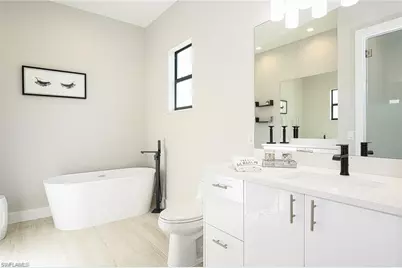 961-2 22nd St SE, Naples, FL 34117 - Photo 15