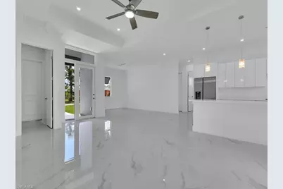 6022 Thrush Ave, Fort Myers, FL 33905 - Photo 7