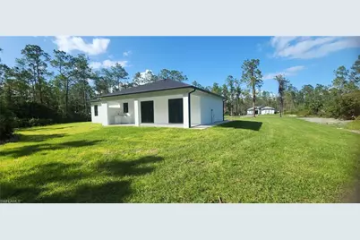 4266 4th Ave SE, Naples, FL 34117 - Photo 13