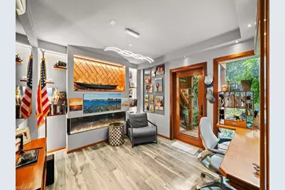 563 3rd St N, Naples, FL 34102 - Photo 11