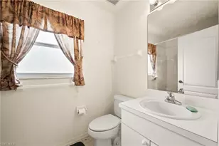 1346 Mainsail Dr, Naples, FL 34114 - Photo 23