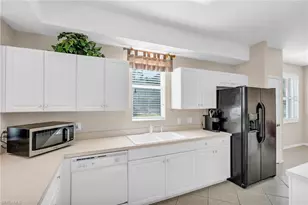 3970 Loblolly Bay Dr, Naples, FL 34114 - Photo 13