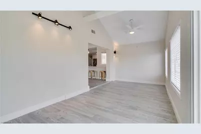 930 SW 28th St, Cape Coral, FL 33914 - Photo 13