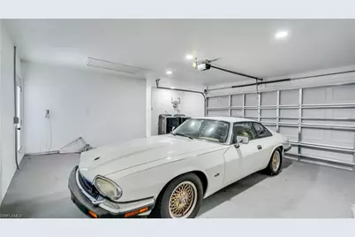 930 SW 28th St, Cape Coral, FL 33914 - Photo 29