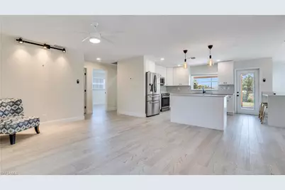 930 SW 28th St, Cape Coral, FL 33914 - Photo 7