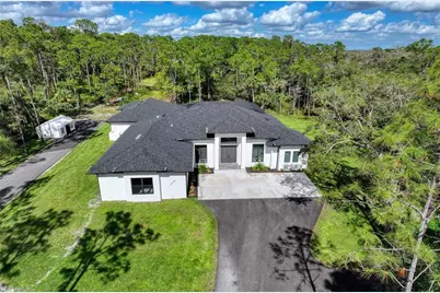 219 33rd Ave NW, Naples, FL 34120 - Photo 3