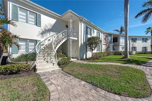 1568 Gulf Shore Blvd N, Naples, FL 34102 - Photo 1
