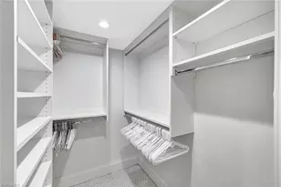 4451 Gulf Shore Blvd N, Naples, FL 34103 - Photo 15