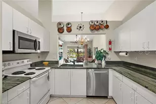 550 Captn Kate Ct, Naples, FL 34110 - Photo 7