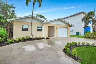807 108th Ave N, Naples, FL 34108 - Photo 3