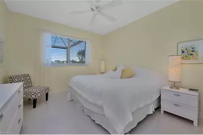 28450 Rochester Ct, Bonita Springs, FL 34135 - Photo 15