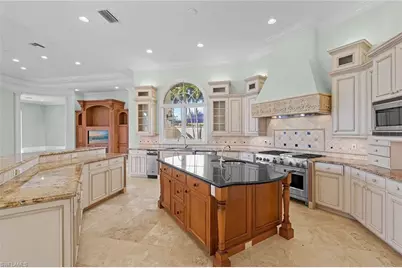 28790 Blaisdell Dr, Naples, FL 34119 - Photo 11