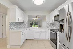 744 Landover Cir, Naples, FL 34104 - Photo 9