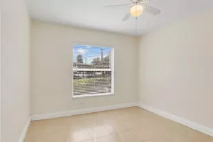 744 Landover Cir, Naples, FL 34104 - Photo 15