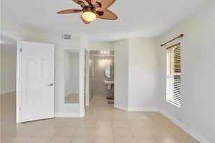 744 Landover Cir, Naples, FL 34104 - Photo 11