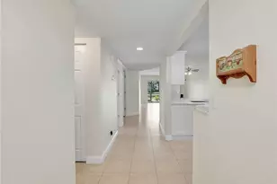 744 Landover Cir, Naples, FL 34104 - Photo 3